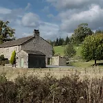 The At Broughton Sanctuary Nyaraló Broughton (North Yorkshire)