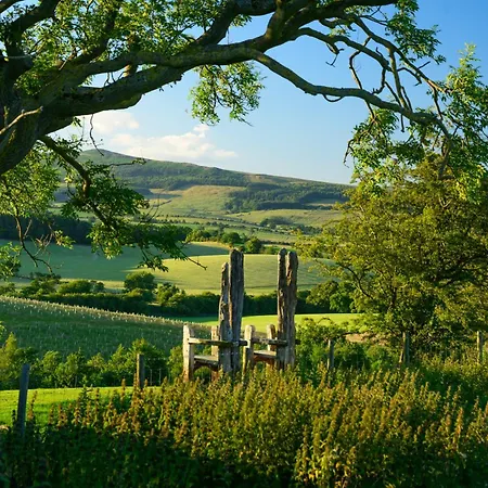 Nyaraló The At Broughton Sanctuary Broughton (North Yorkshire)