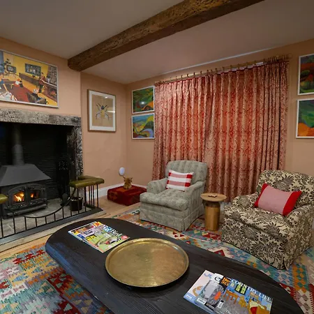 The At Broughton Sanctuary Holiday home